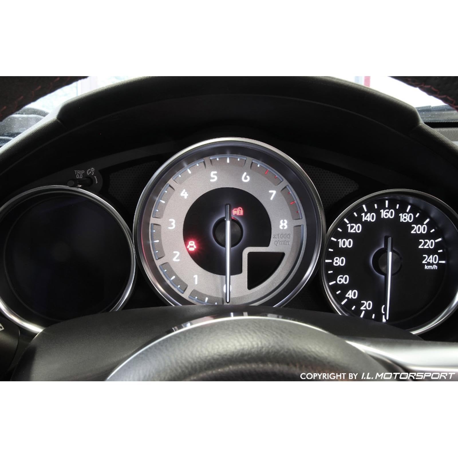 NDロードスター　I，Lモータースポーツ　タコメーターパネル　シルバー(アルミ製 NDロードスター I，Lモータースポーツ タコメーターパネル シルバー